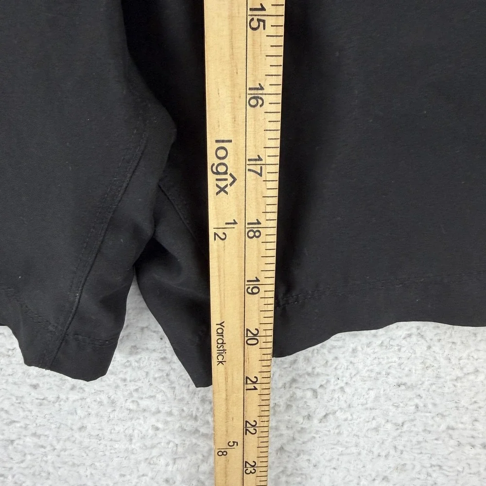 The North Face Shorts Mens 2XL Black Solid Trunks Belted Quick Dry Hiking